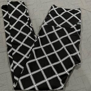 K-DEER Black Sneaker Length Leggings Red Tuxedo Side Stripe Sz S